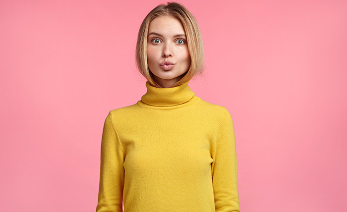 Creativity and basic pieces: 3 ways to wear a roll neck